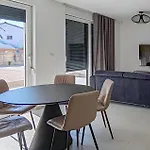 2 Bedroom Awesome Apartment In Medulin بيت للعطل ميدولين