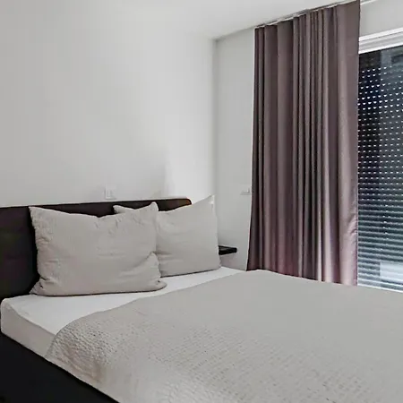 2 Bedroom Awesome In 度假居