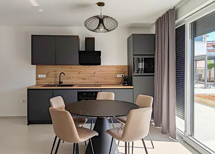 Vakantiehuis 2 Bedroom In Medulin